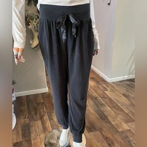 Victoria Secrets Gray Ribbed Jogger Pants